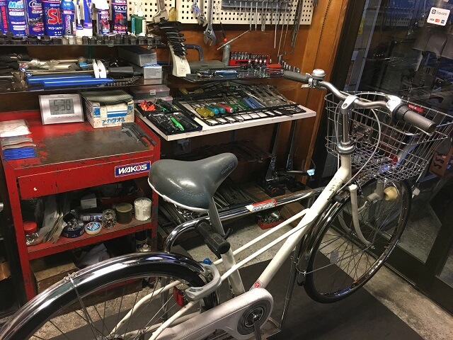 コスナサイクルのメンテンナンス ルーム紹介