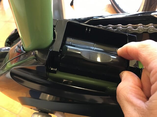 パナソニック電動アシスト自転車端子カバーNAH413を被せる